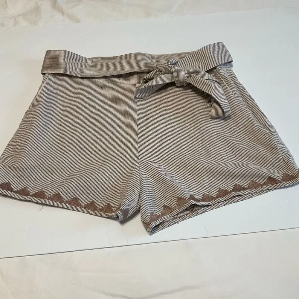 Moon River Pleat Blanket Stitch Short Paper Bag Shorts. Brown Pinstripes, Medium